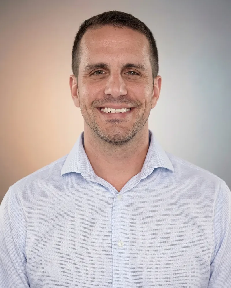 Portrait of Dr. Dennis DiValentino